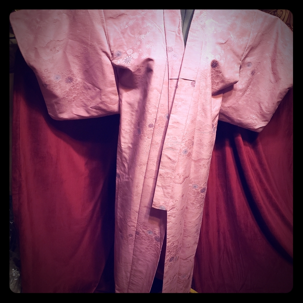 Vintage Japanese Pink Kimono